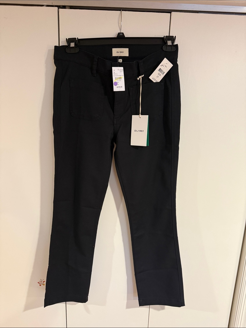 DL1961 Women’s Straight Leg Jeans in Jet (Black)